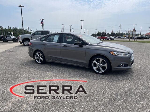 2013 Ford Fusion SE