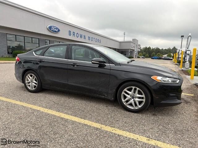 2013 Ford Fusion SE