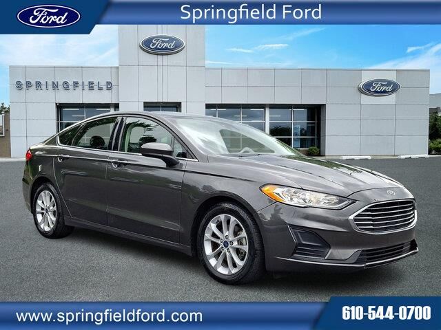2020 Ford Fusion SE
