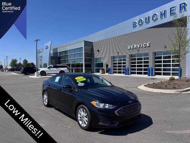 2020 Ford Fusion SE