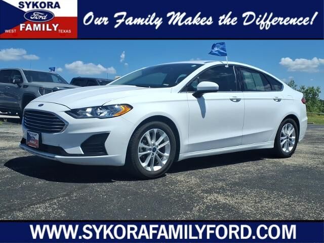 2020 Ford Fusion SE