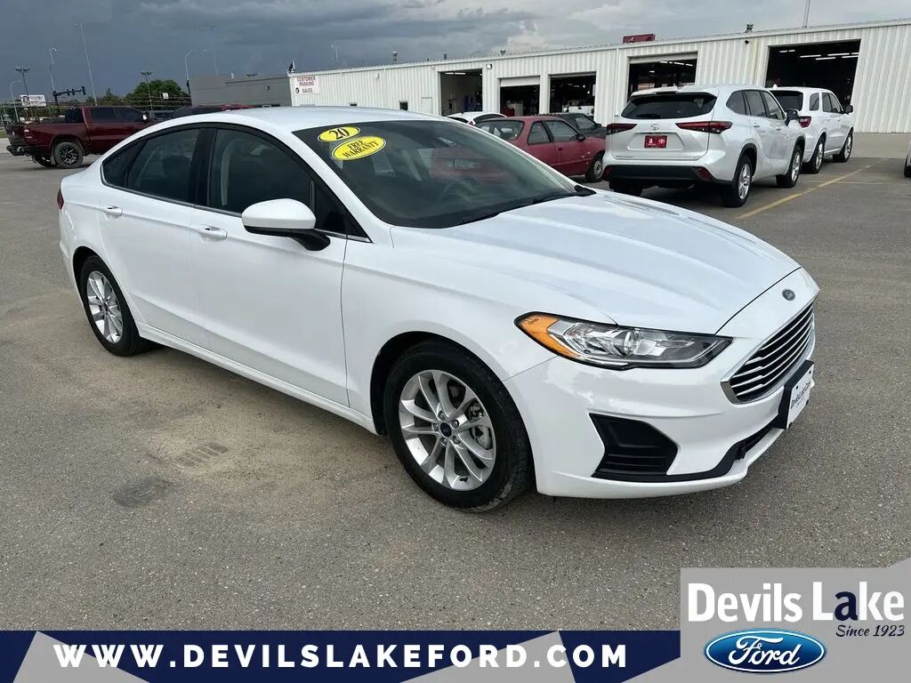 2020 Ford Fusion SE — photo 1 of 13