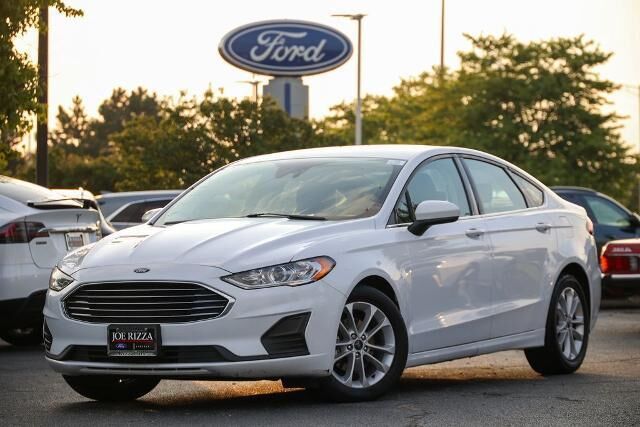 2020 Ford Fusion SE