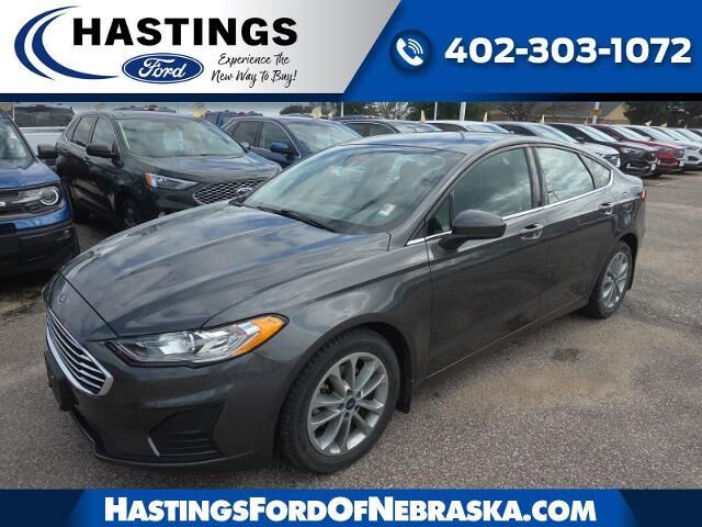 2020 Ford Fusion SE