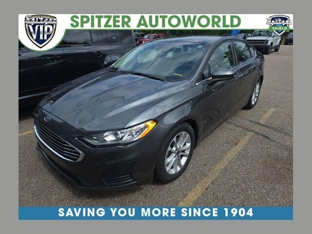 2020 Ford Fusion SE