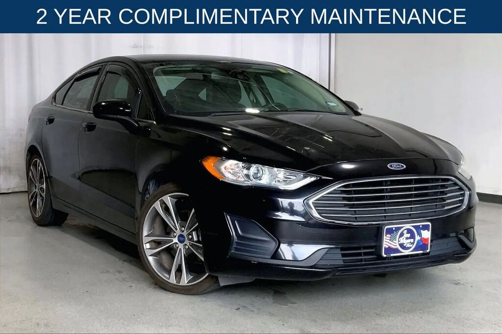 2019 Ford Fusion SE — photo 1 of 13