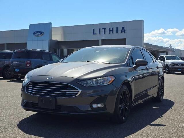 2019 Ford Fusion SE — photo 1 of 13