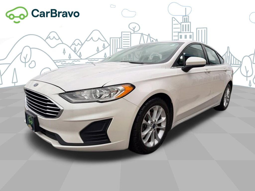 2020 Ford Fusion SE — photo 1 of 7