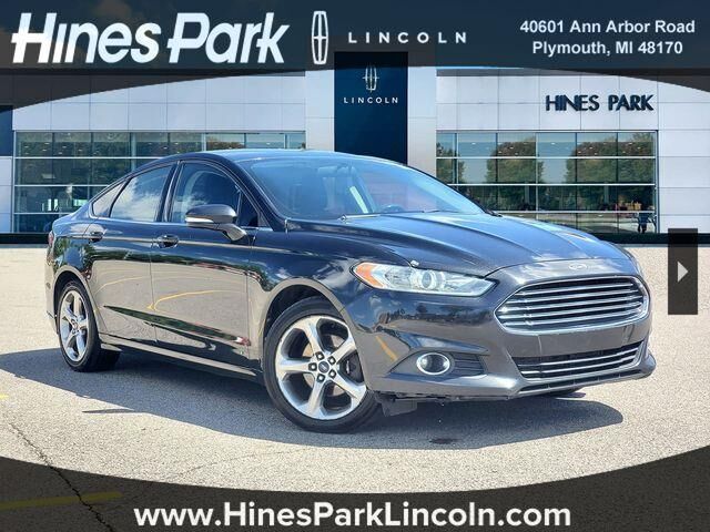 2013 Ford Fusion SE
