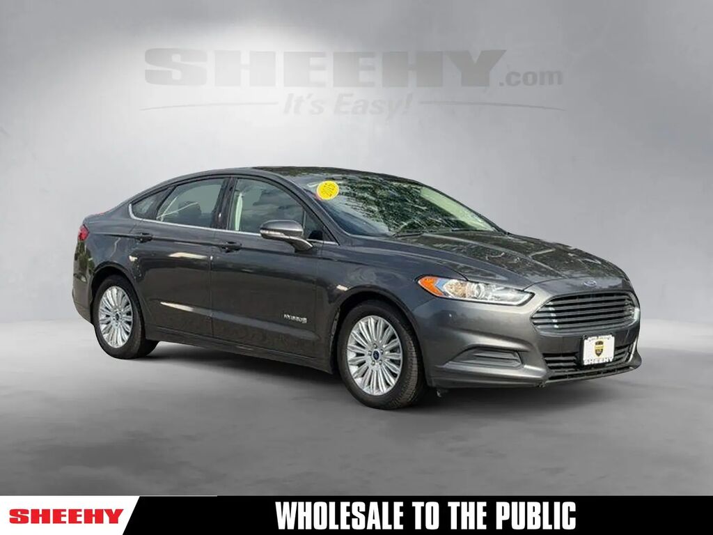 2015 Ford Fusion Hybrid SE — photo 1 of 13