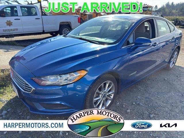 2017 Ford Fusion Hybrid SE