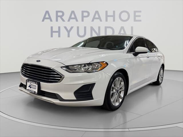2020 Ford Fusion Hybrid SE — photo 1 of 13
