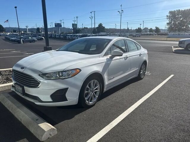 2019 Ford Fusion Hybrid SE