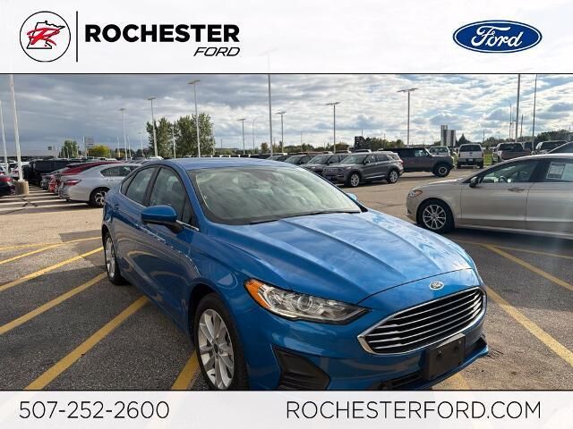 2020 Ford Fusion Hybrid SE