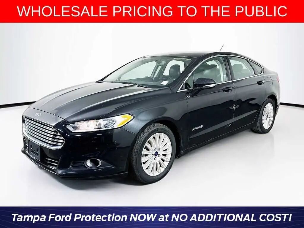 2014 Ford Fusion Hybrid SE — photo 1 of 13