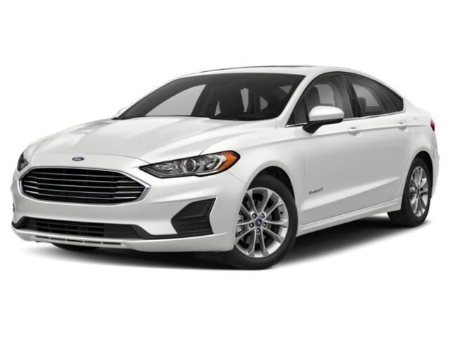 2020 Ford Fusion Hybrid SE — photo 1 of 4
