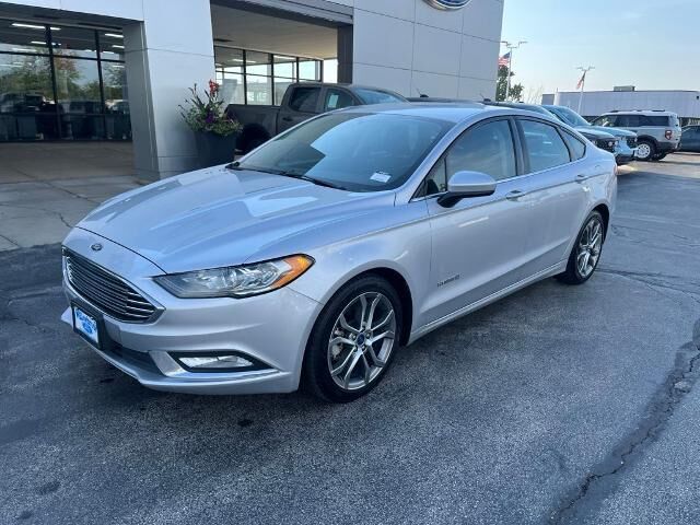 2017 Ford Fusion Hybrid SE