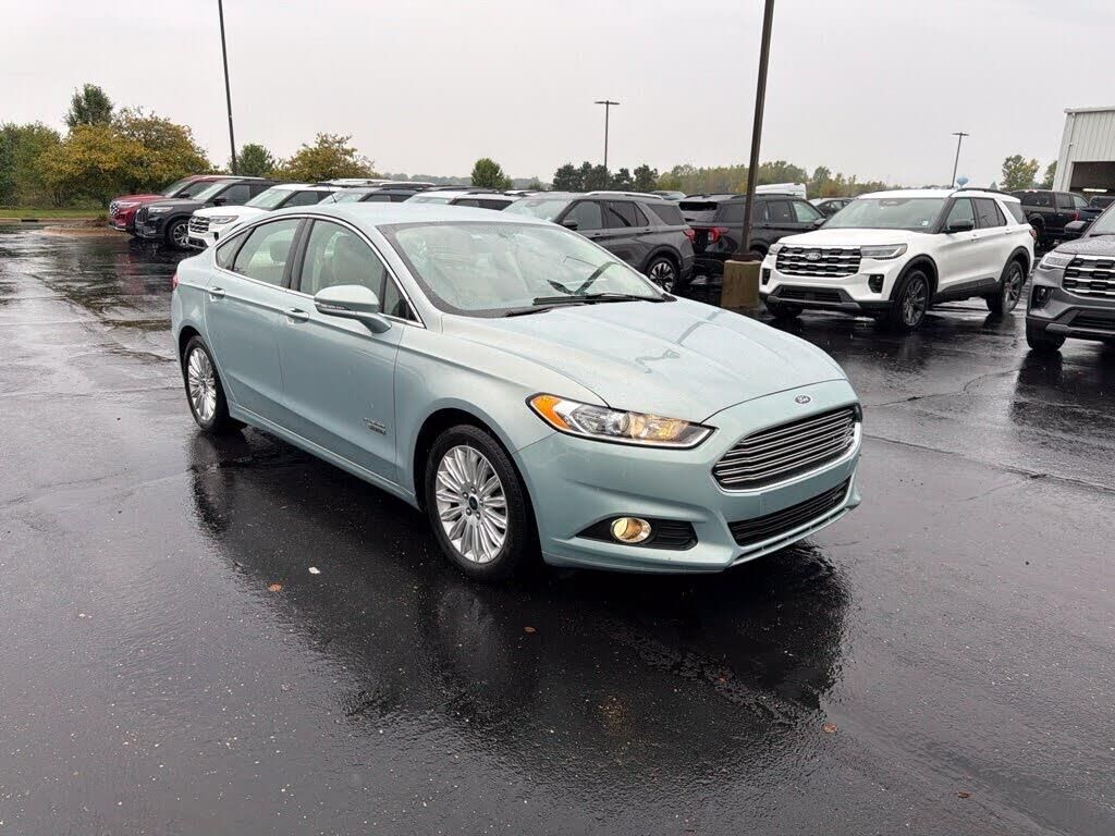 2014 Ford Fusion Energi SE — photo 1 of 1