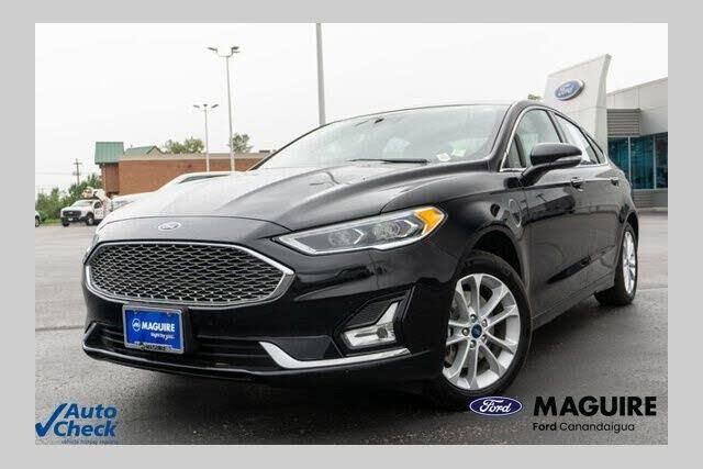 2020 Ford Fusion Energi Titanium — photo 1 of 1