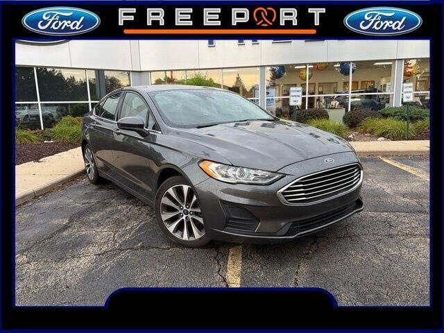 2020 Ford Fusion SE