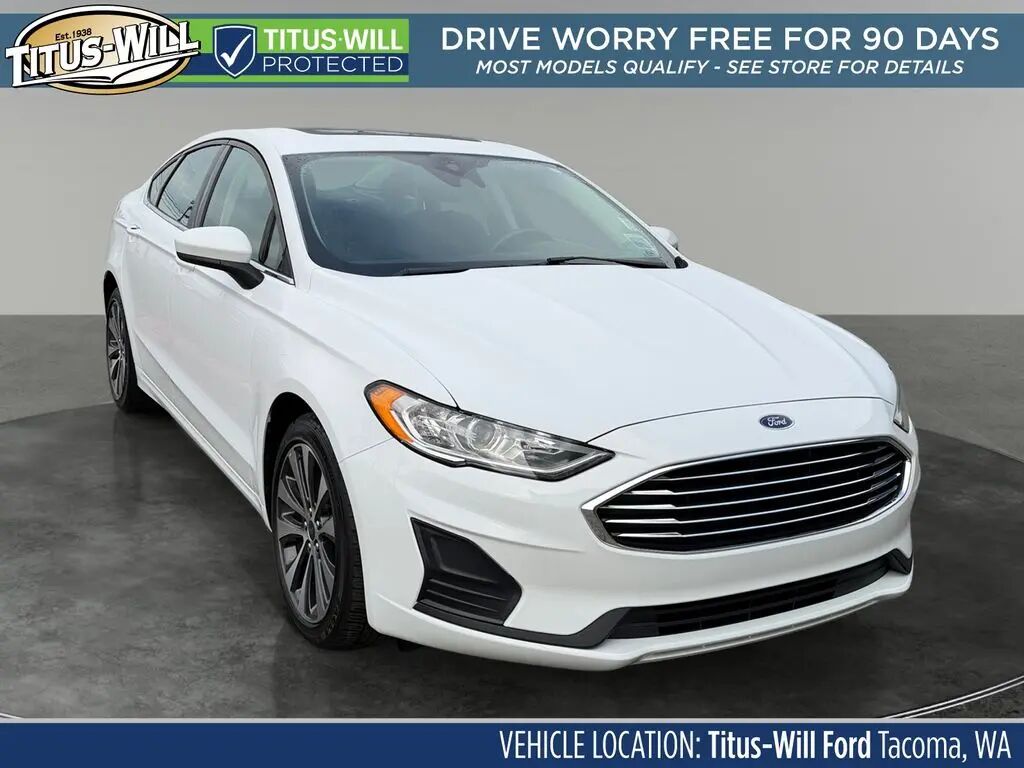 2020 Ford Fusion SE — photo 1 of 13