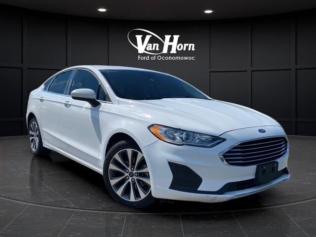 2020 Ford Fusion SE