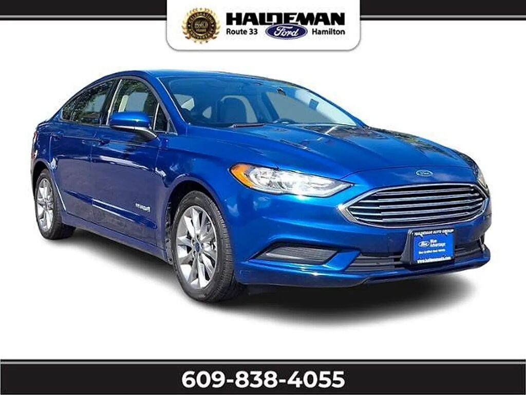 2017 Ford Fusion Hybrid S — photo 1 of 13