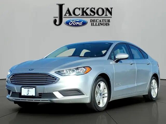 2018 Ford Fusion Hybrid S — photo 1 of 13