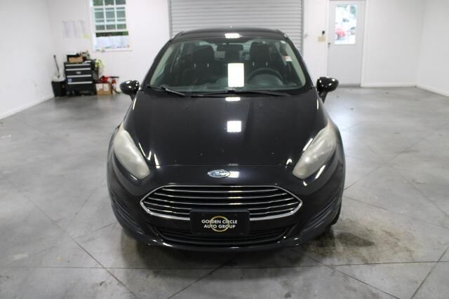 2015 Ford Fiesta S — photo 1 of 2