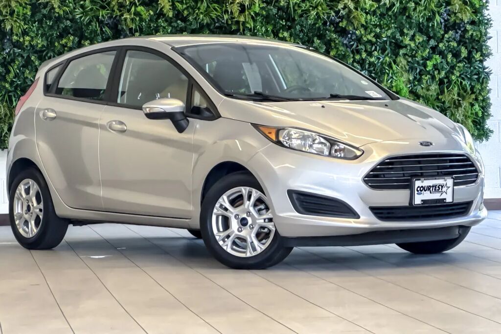 2016 Ford Fiesta SE
