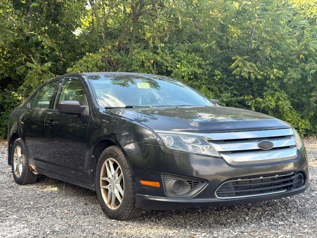 2010 Ford Fusion S — photo 1 of 1