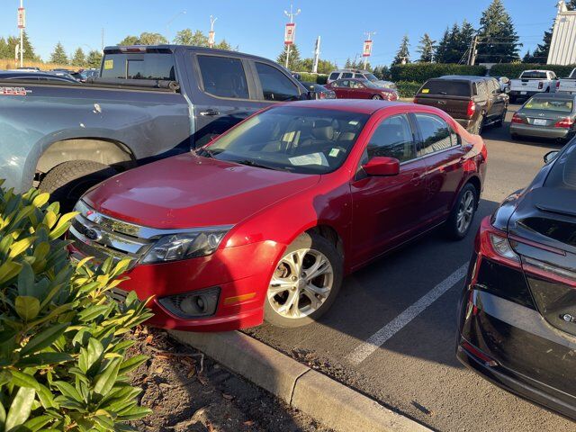 2012 Ford Fusion SE