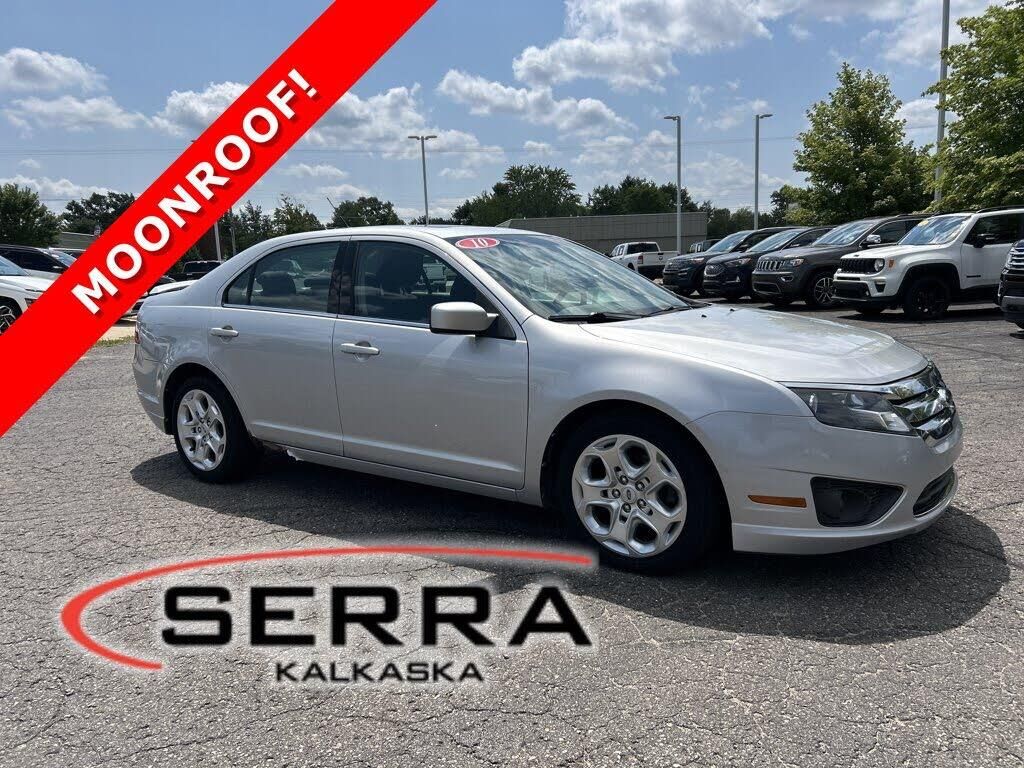 2010 Ford Fusion SE — photo 1 of 1