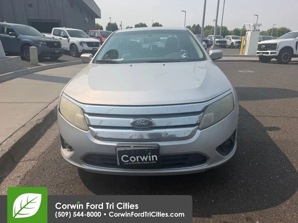2010 Ford Fusion SE — photo 1 of 13