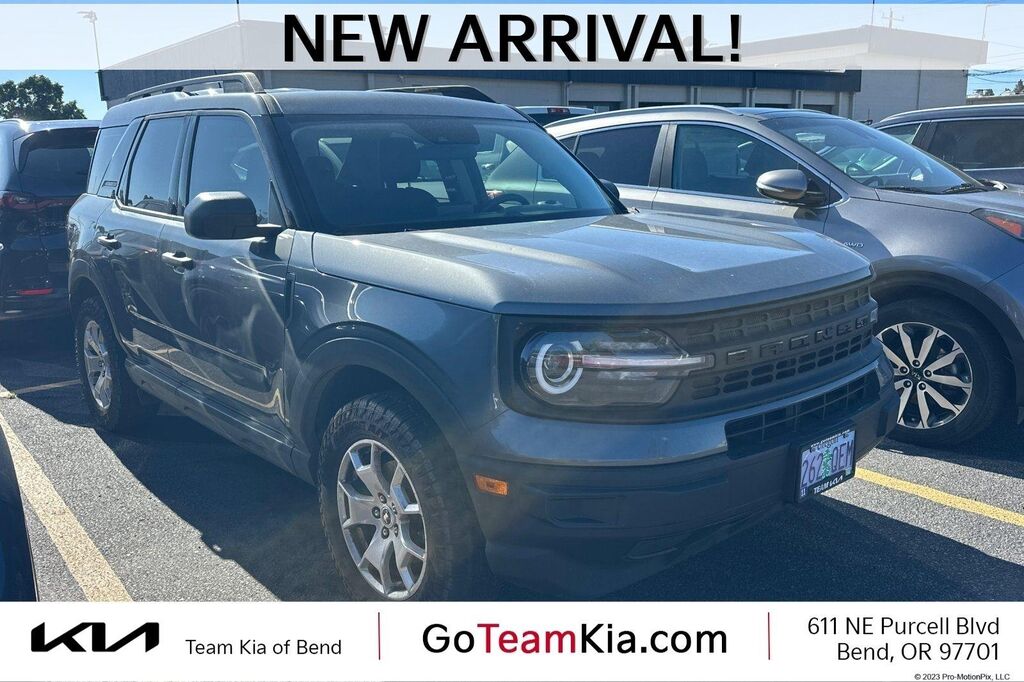 2022 Ford Bronco Sport Base — photo 1 of 12