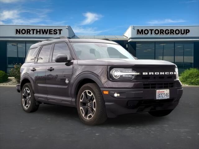2021 Ford Bronco Sport Outer Banks — photo 1 of 13