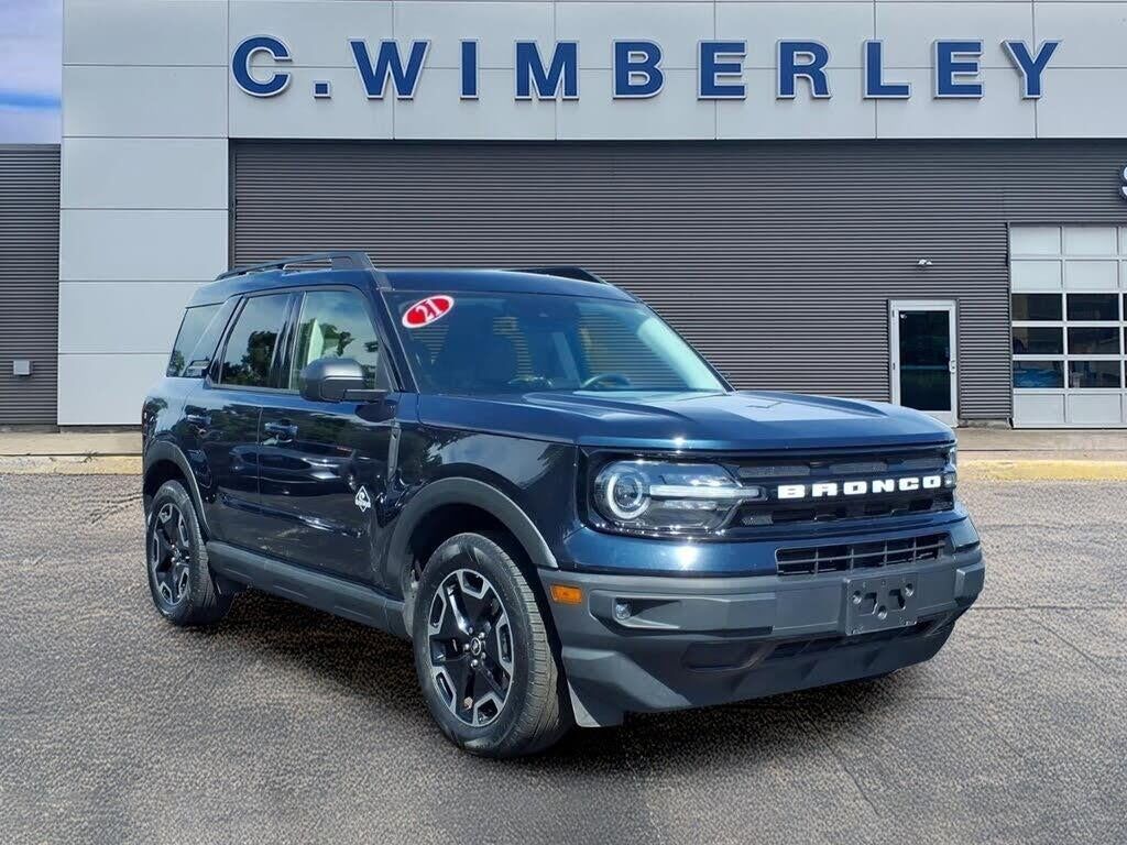 2021 Ford Bronco Sport Outer Banks — photo 1 of 1