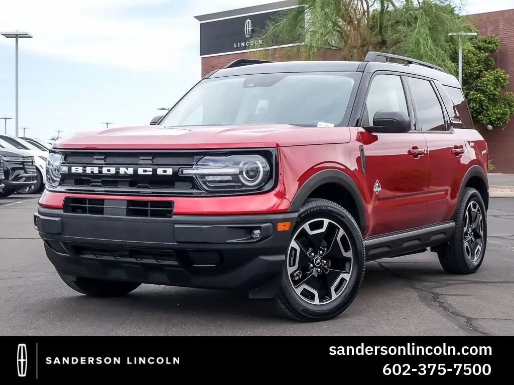 2021 Ford Bronco Sport Outer Banks — photo 1 of 13