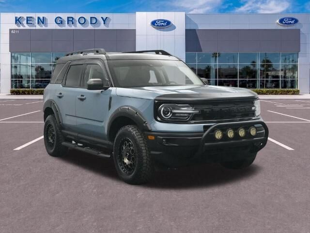 2023 Ford Bronco Sport Outer Banks — photo 1 of 13