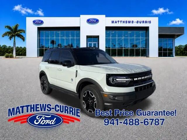 2024 Ford Bronco Sport Outer Banks — photo 1 of 12