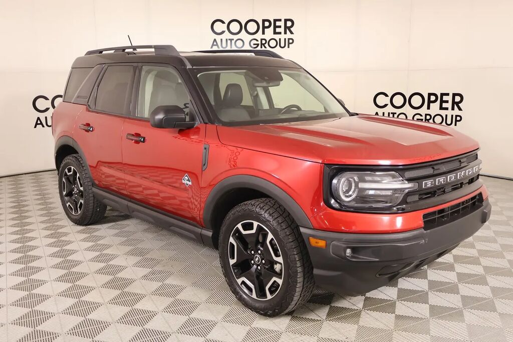 2021 Ford Bronco Sport Outer Banks — photo 1 of 13