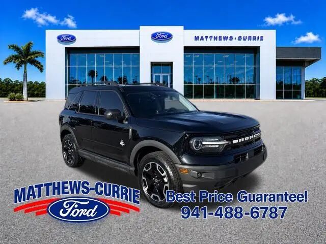 2023 Ford Bronco Sport Outer Banks — photo 1 of 12