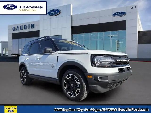 2024 Ford Bronco Sport Outer Banks — photo 1 of 1