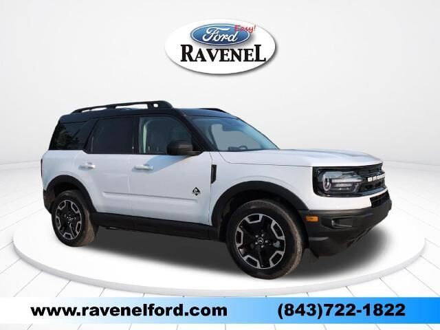 2024 Ford Bronco Sport Outer Banks — photo 1 of 13
