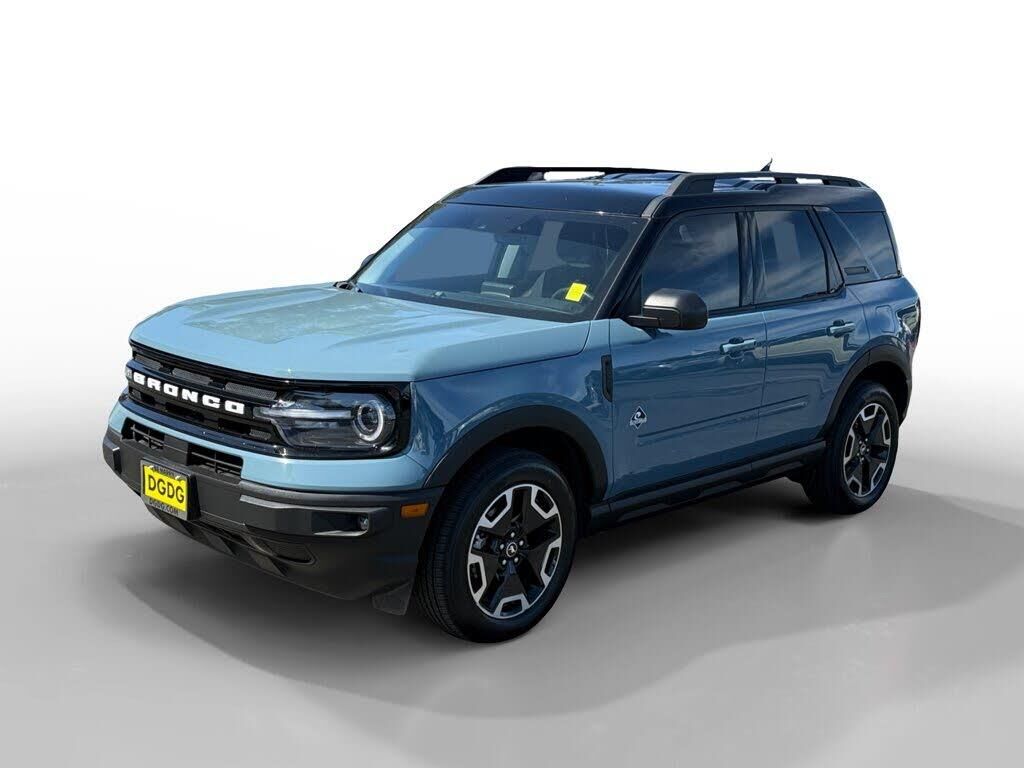 2021 Ford Bronco Sport Outer Banks — photo 1 of 1