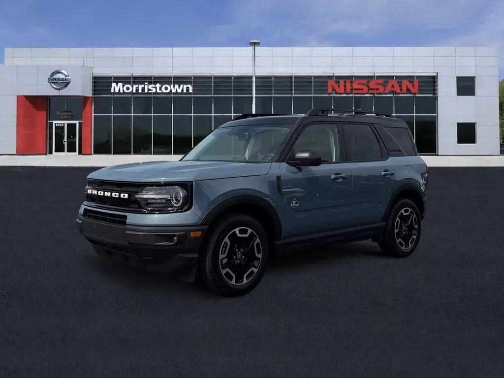 2024 Ford Bronco Sport Outer Banks — photo 1 of 26