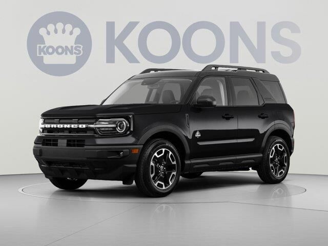 2024 Ford Bronco Sport Outer Banks — photo 1 of 13