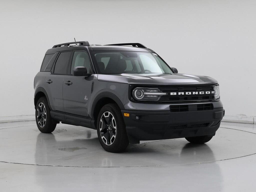2024 Ford Bronco Sport Outer Banks — photo 1 of 22