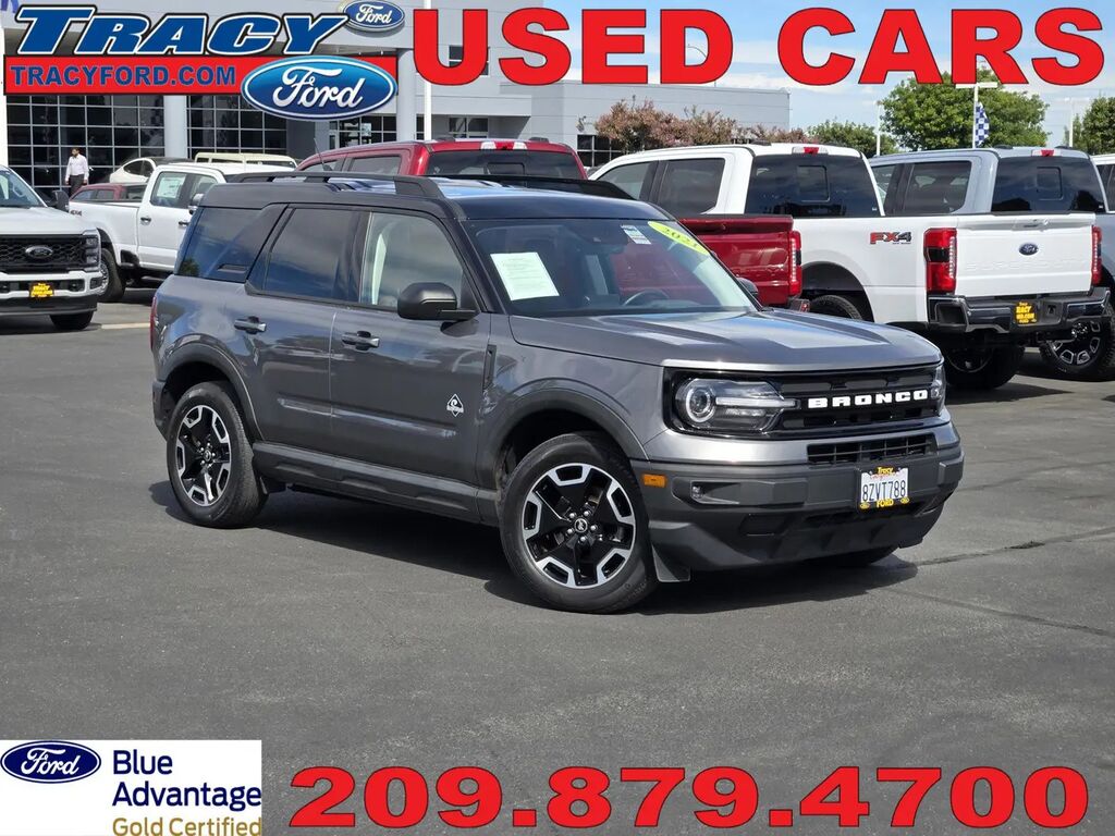 2021 Ford Bronco Sport Outer Banks — photo 1 of 13