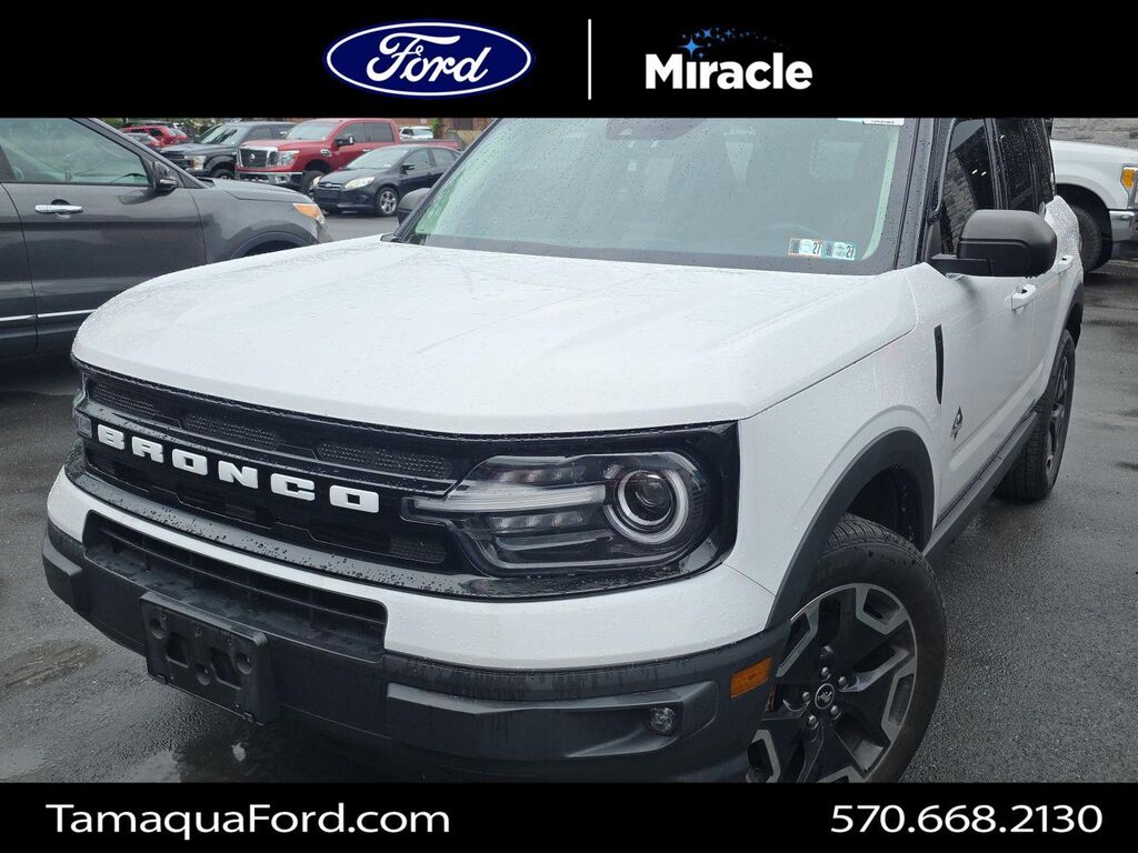 2022 Ford Bronco Sport Outer Banks — photo 1 of 1